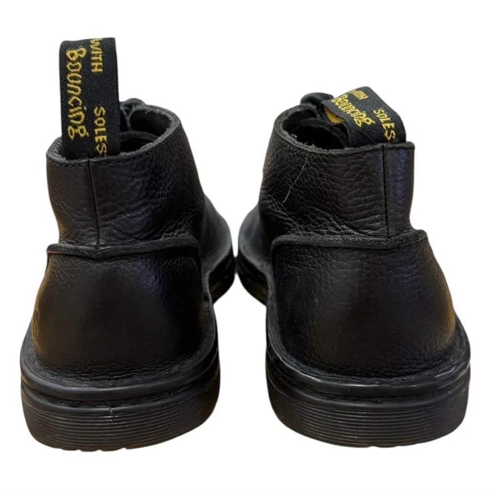 Dr. Martens Sussex Black Bear Track Leather Chukka Boots Size 11